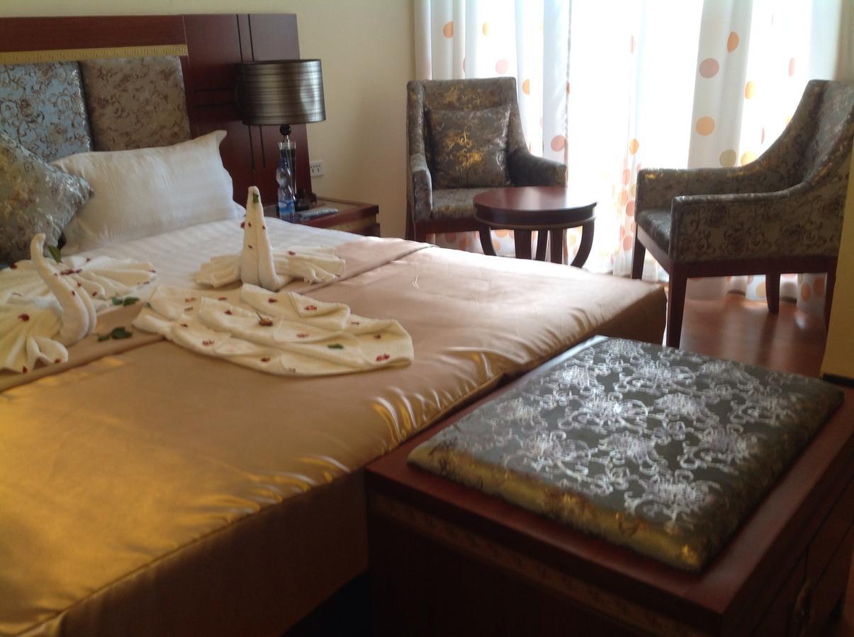 Palm Palace Hotel Μπαχρ-Νταρ Εξωτερικό φωτογραφία