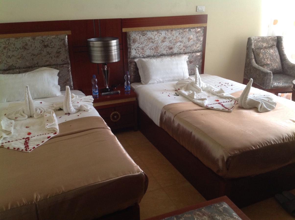 Palm Palace Hotel Μπαχρ-Νταρ Εξωτερικό φωτογραφία
