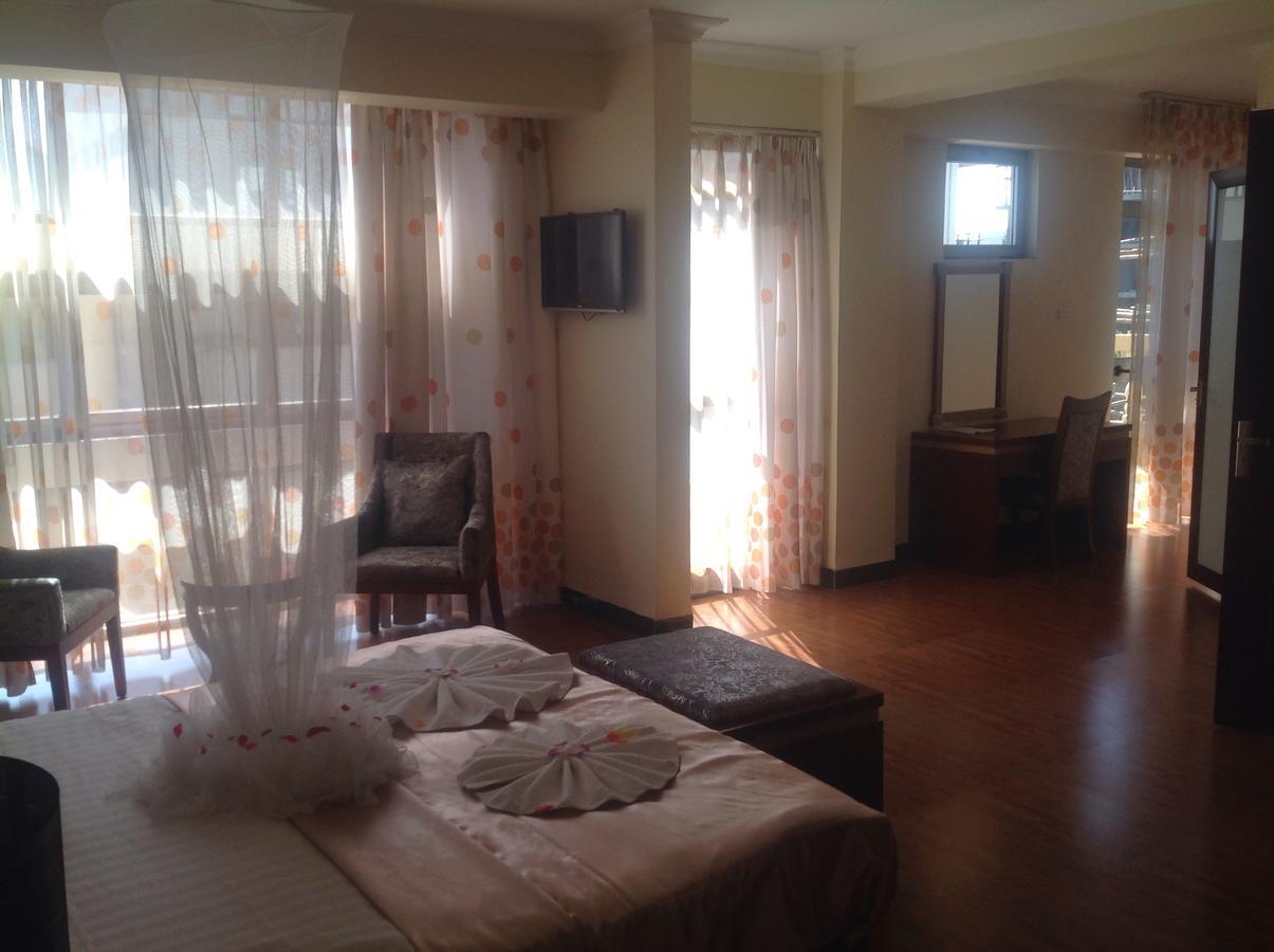 Palm Palace Hotel Μπαχρ-Νταρ Εξωτερικό φωτογραφία